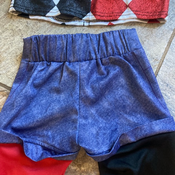 Harley Quinn DC Super Hero Girls Costume in Small has a couple spots on top - Picture 5 of 15